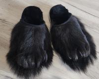 Тапочки из шкуры медведя. Тапочки из шкуры медведя.